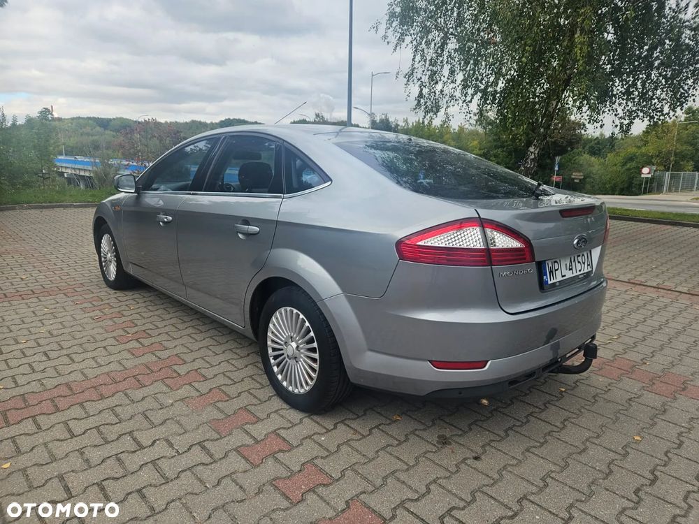 Ford Mondeo 2.0 Trend - 8