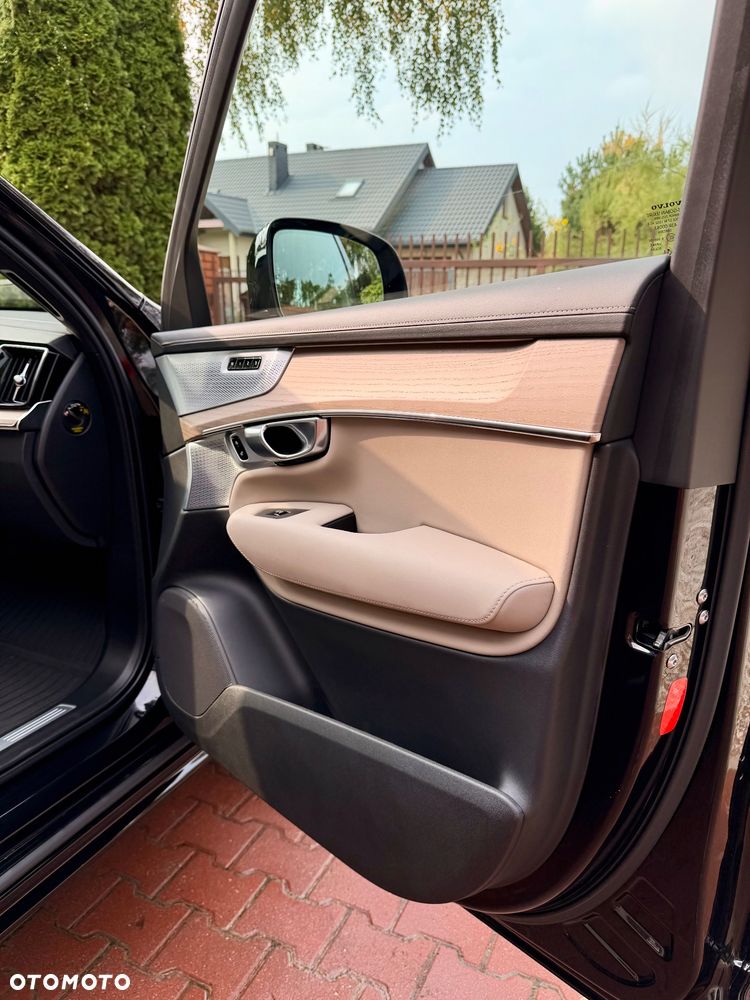 Volvo XC 90 - 18