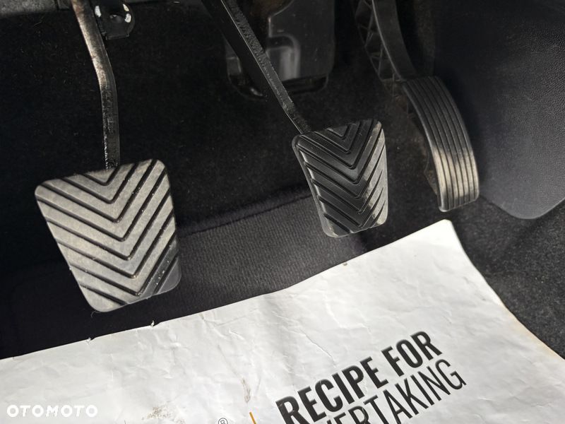 Mitsubishi ASX 1.6 2WD Edition - 8