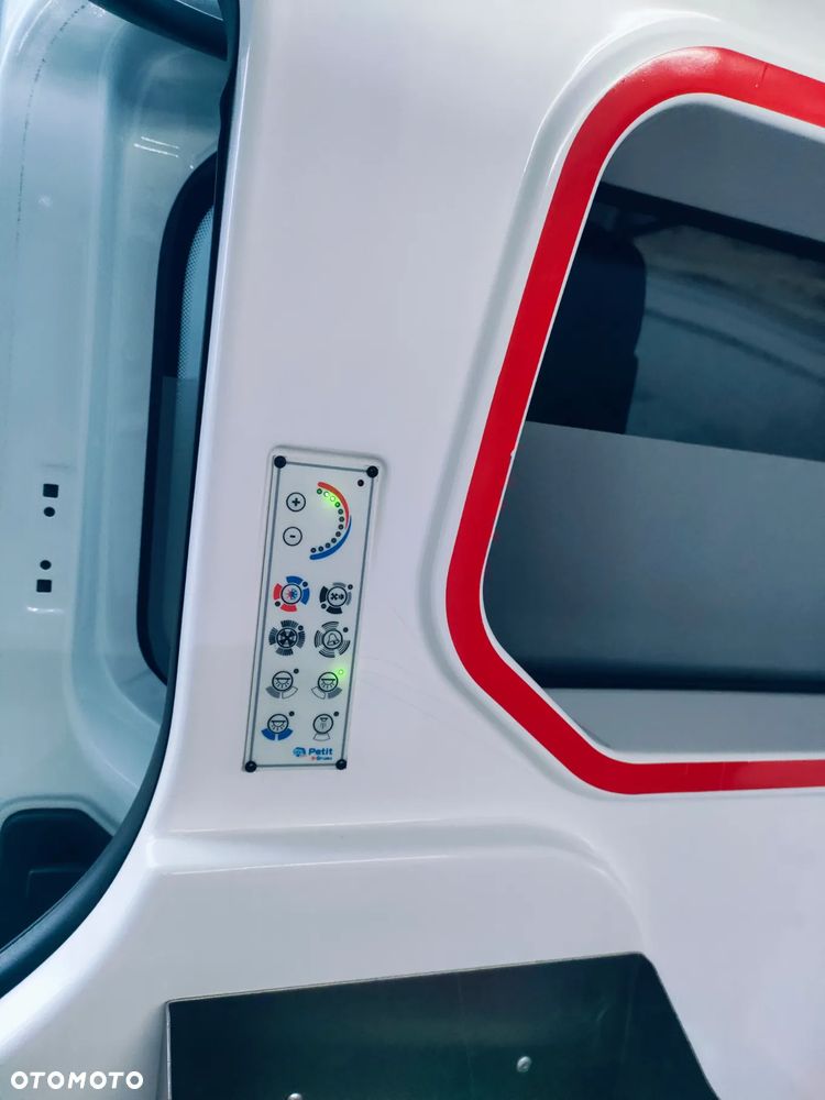 Renault Trafic - 15