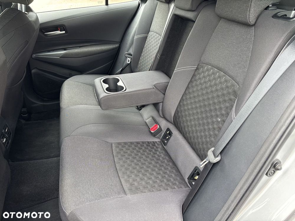 Toyota Corolla 2.0 Hybrid Comfort - 9