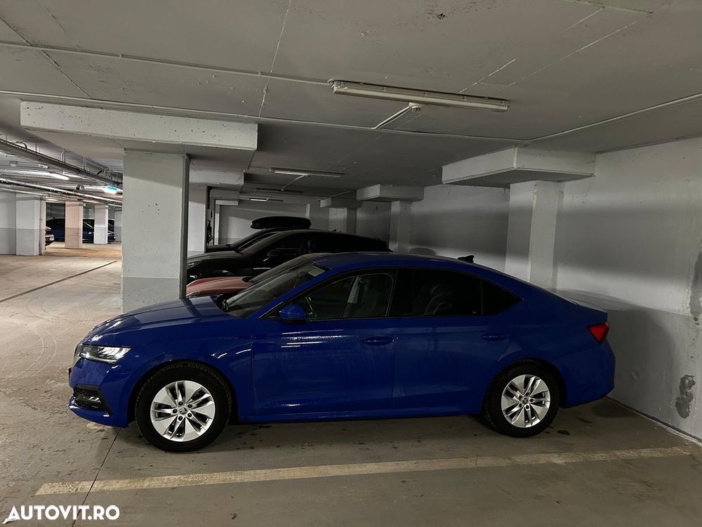 Skoda Octavia 2.0 TDI DSG Ambition - 4