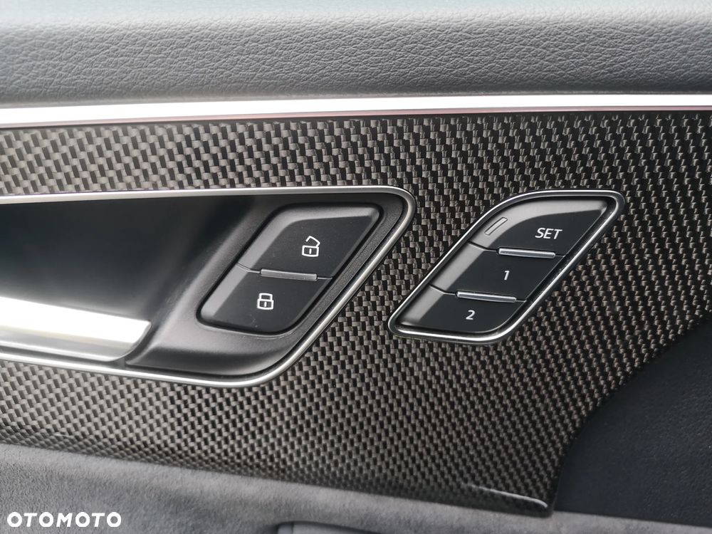 Audi SQ8 TFSI quattro tiptronic - 23