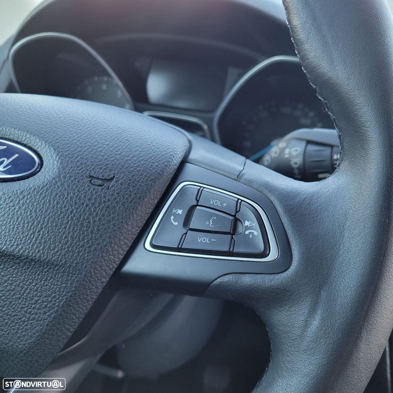 Ford Focus SW - 20