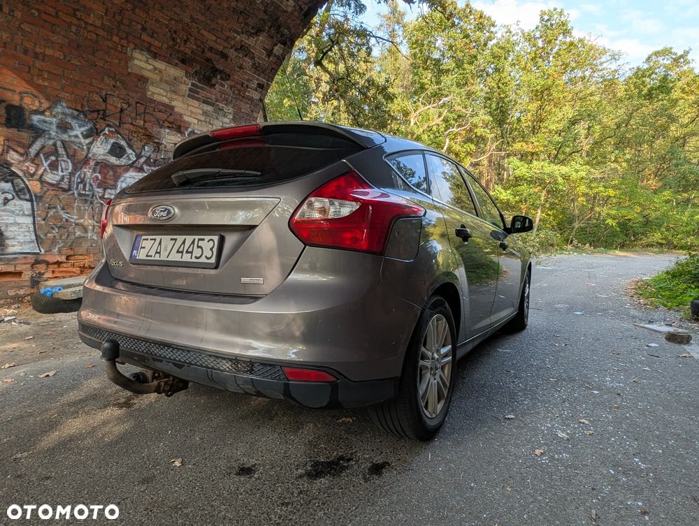 Ford Focus 1.0 EcoBoost Titanium - 11
