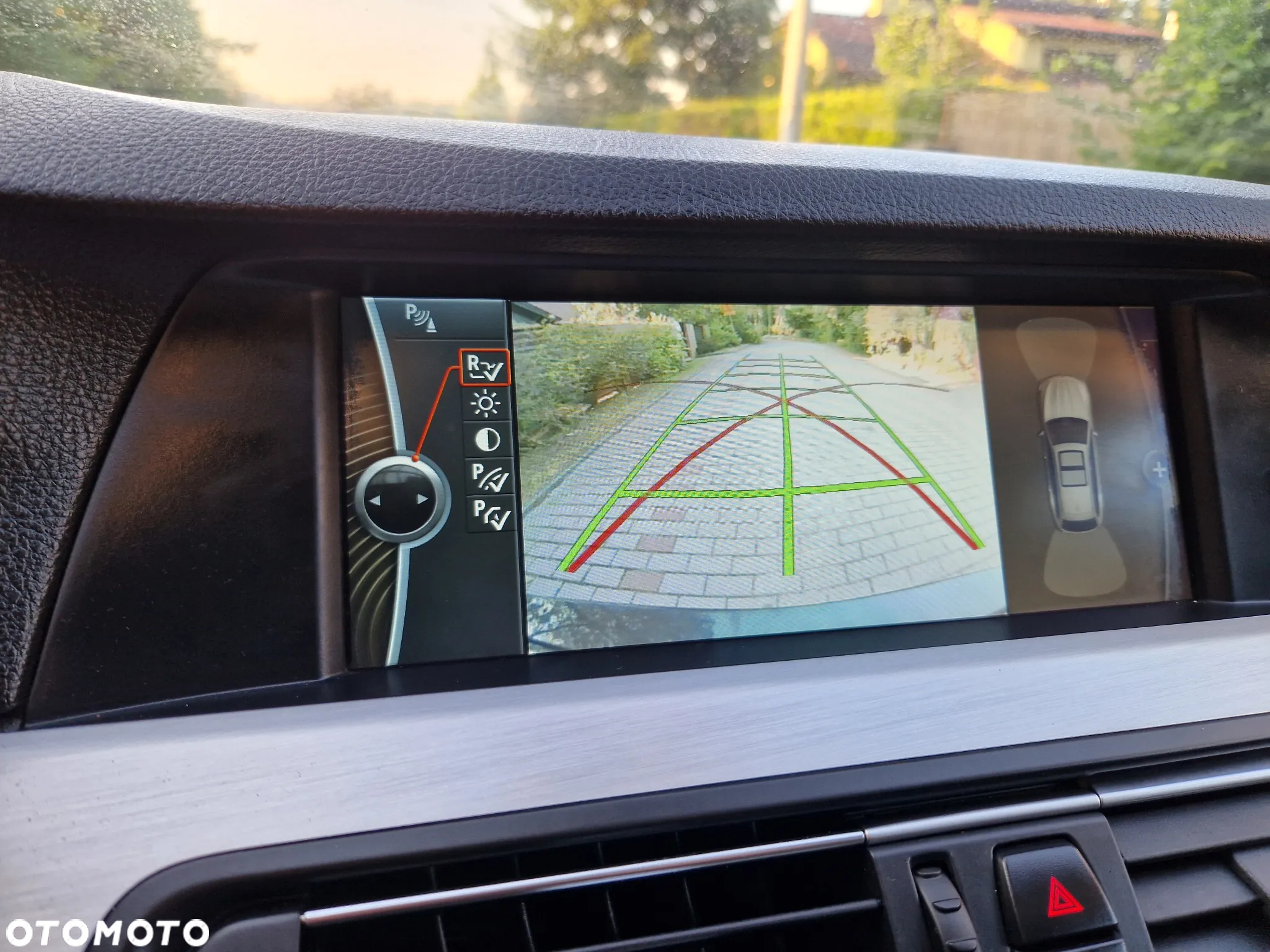 BMW Seria 5 525d xDrive - 34