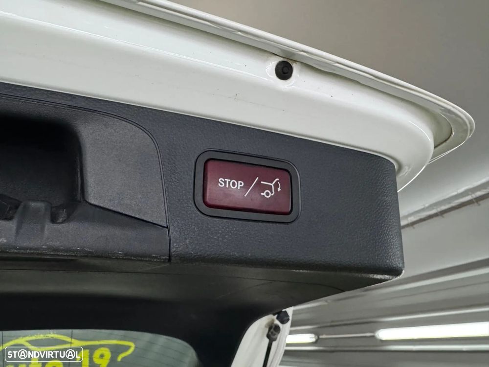 Mercedes-Benz GLC 220 d 4Matic - 30