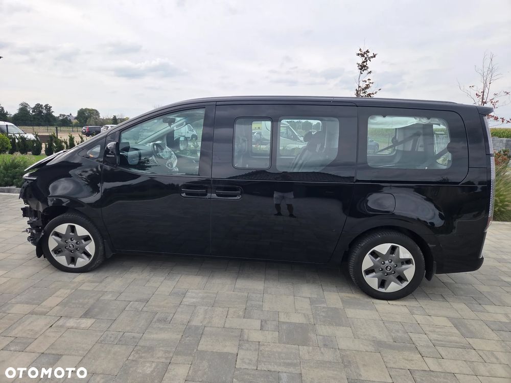 Hyundai Staria 1.6 T-GDI HEV Smart Business - 3