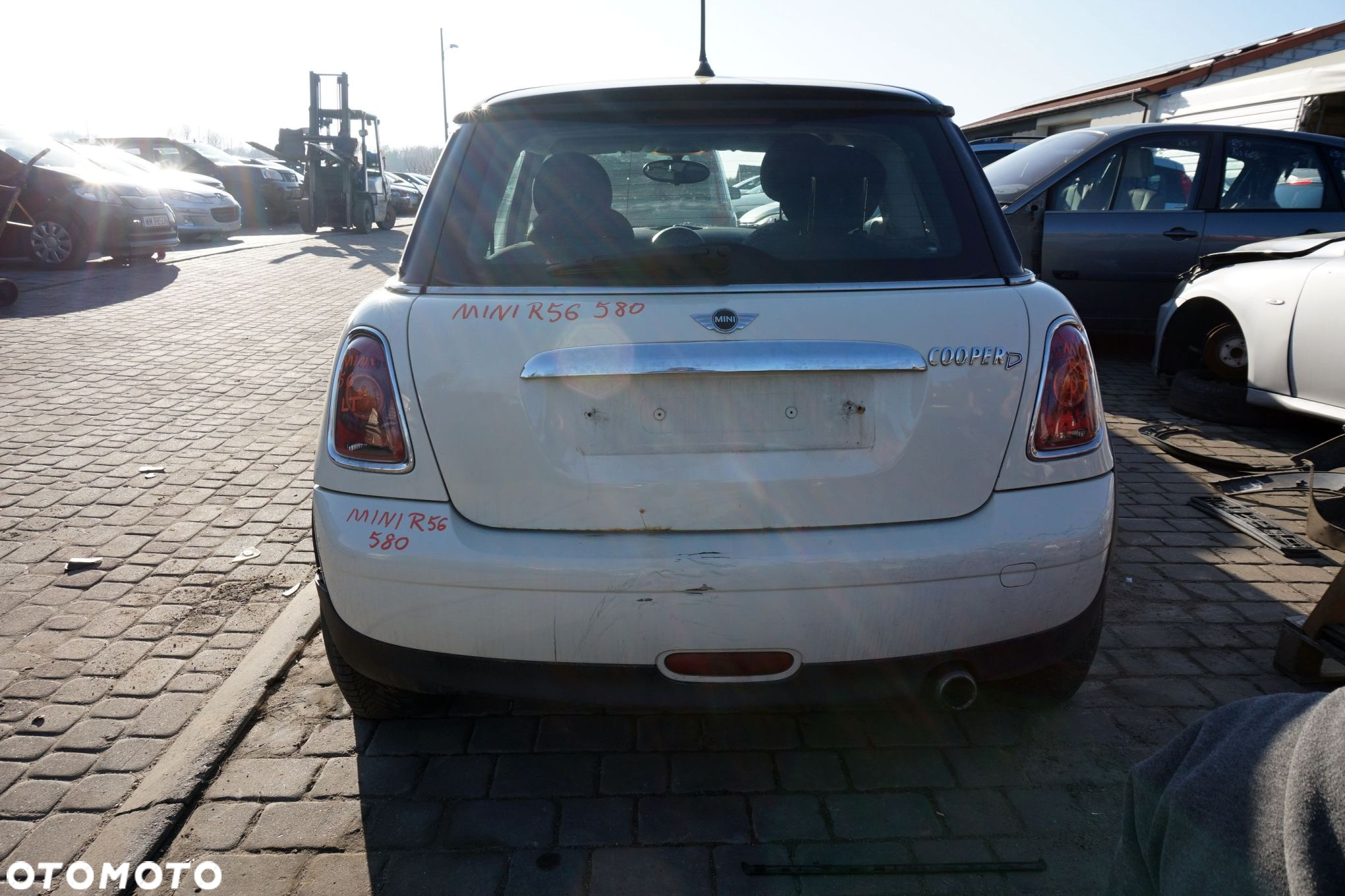 MINI COOPER II R56 5D HB 2007 850 1.6 D DV6TED4 109KM GS6-53DG-CIN BIAŁY PEPPER WHITE na części - 4