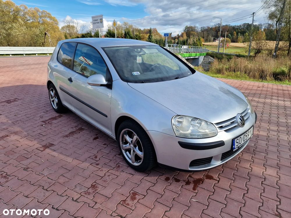 Volkswagen Golf - 5