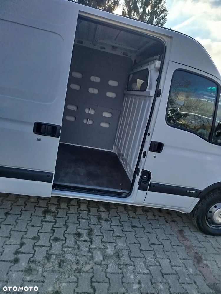 Renault Master - 25