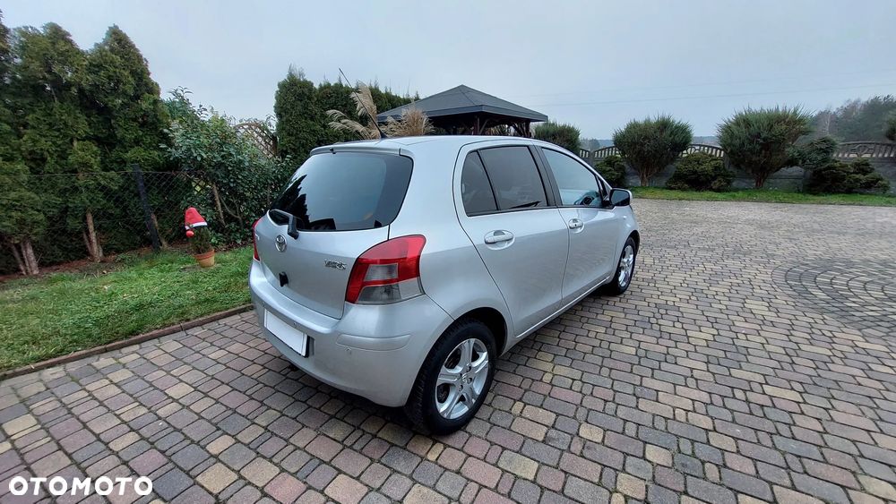 Toyota Yaris 1.33 Prestige - 5