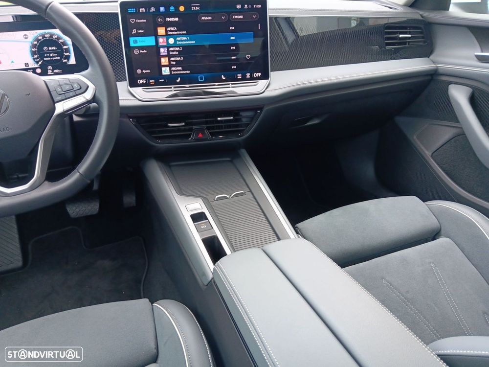 VW Passat Variant 2.0 TDi Business DSG - 10