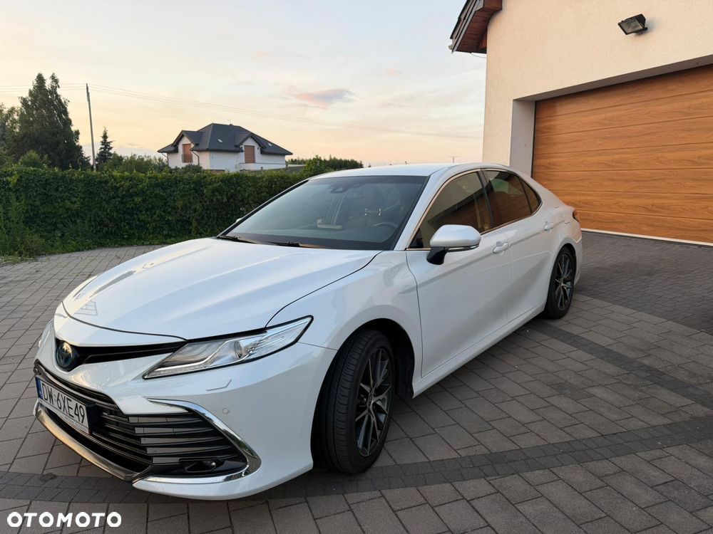 Toyota Camry 2.5 Hybrid Executive CVT - 28