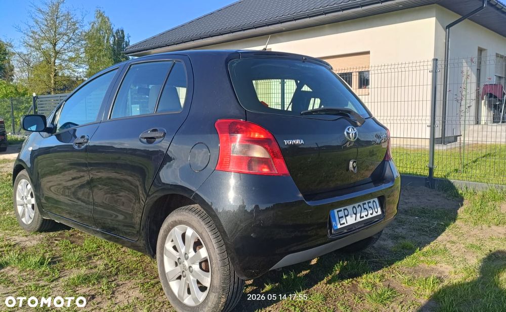Toyota Yaris 1.3 Sol - 3