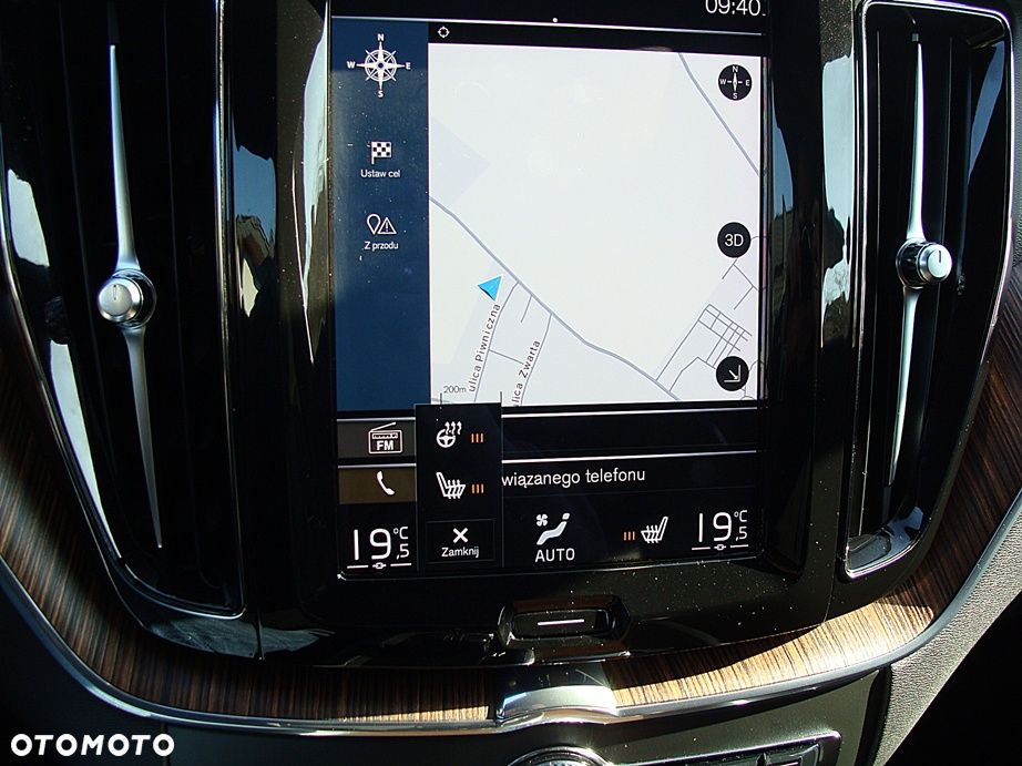 Volvo XC 60 B4 D Ultimate Dark - 24