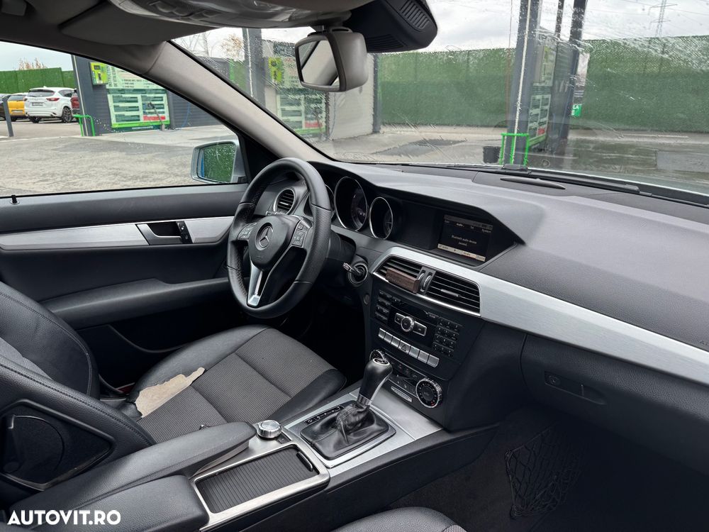 Mercedes-Benz C 220 CDI 7G-TRONIC Avantgarde Edition - 6