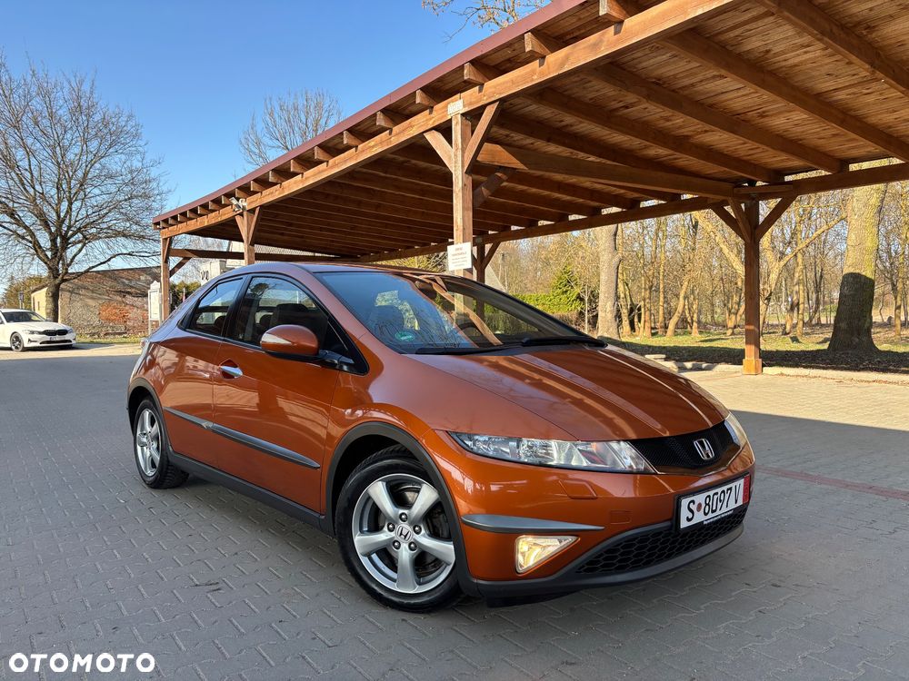 Honda Civic 1.8 Comfort - 3