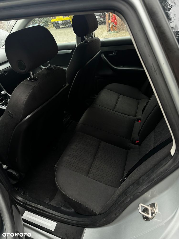 Audi A4 Avant 1.6 - 6