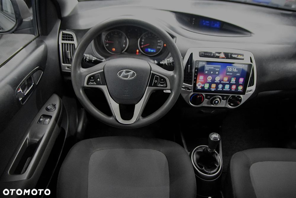 Hyundai i20 - 15
