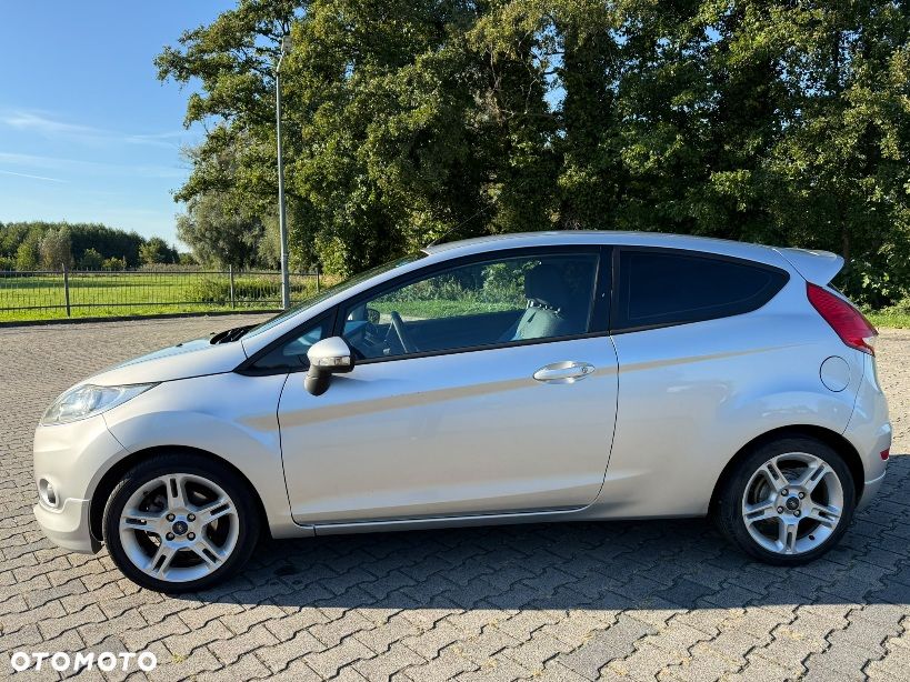 Ford Fiesta 2009 photo 3