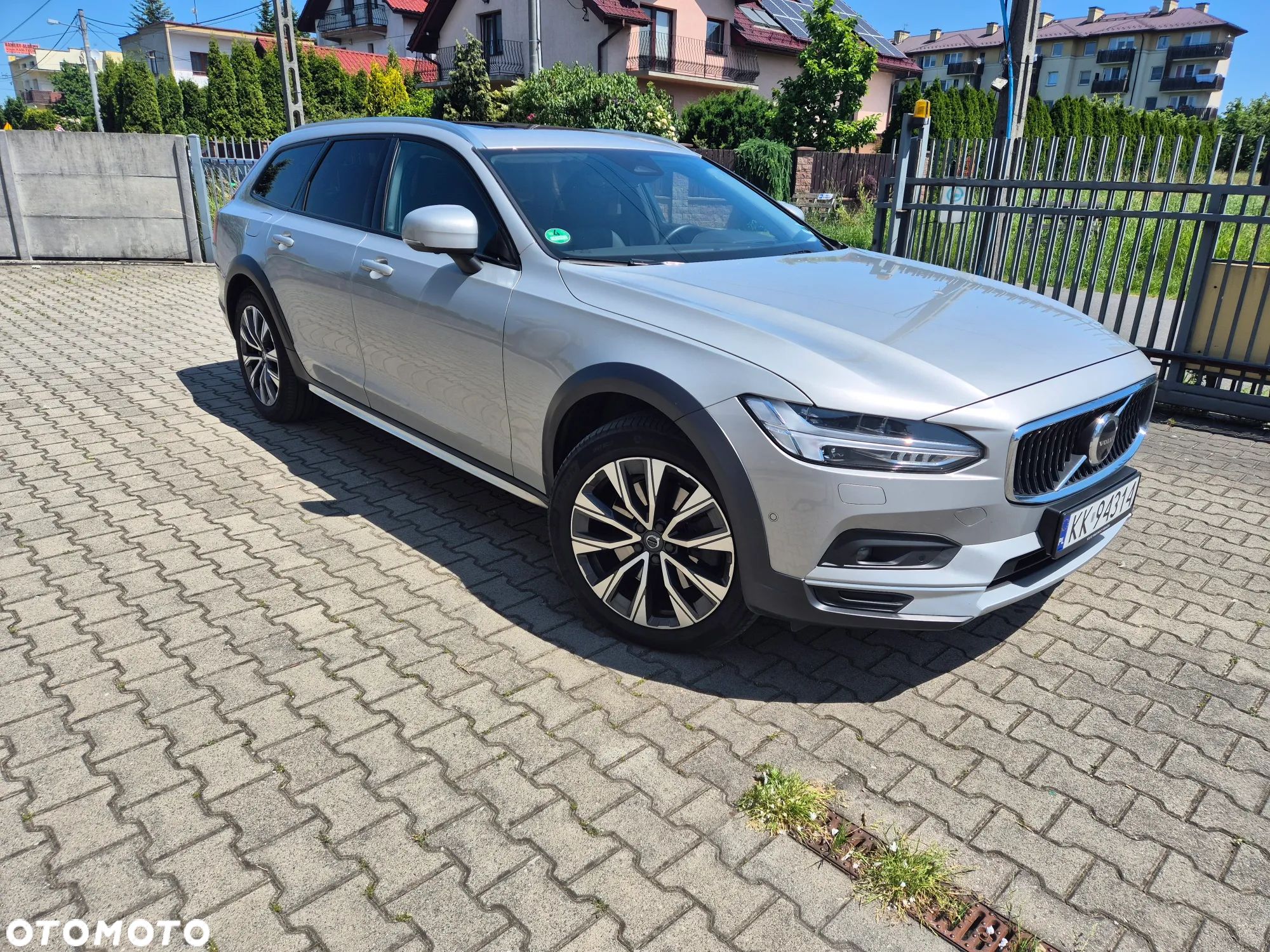 Volvo V90 D5 AWD Momentum Pro - 1