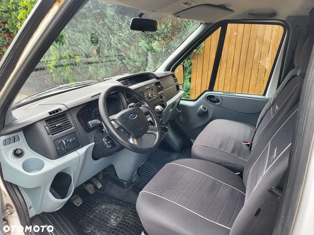 Ford Transit - 6