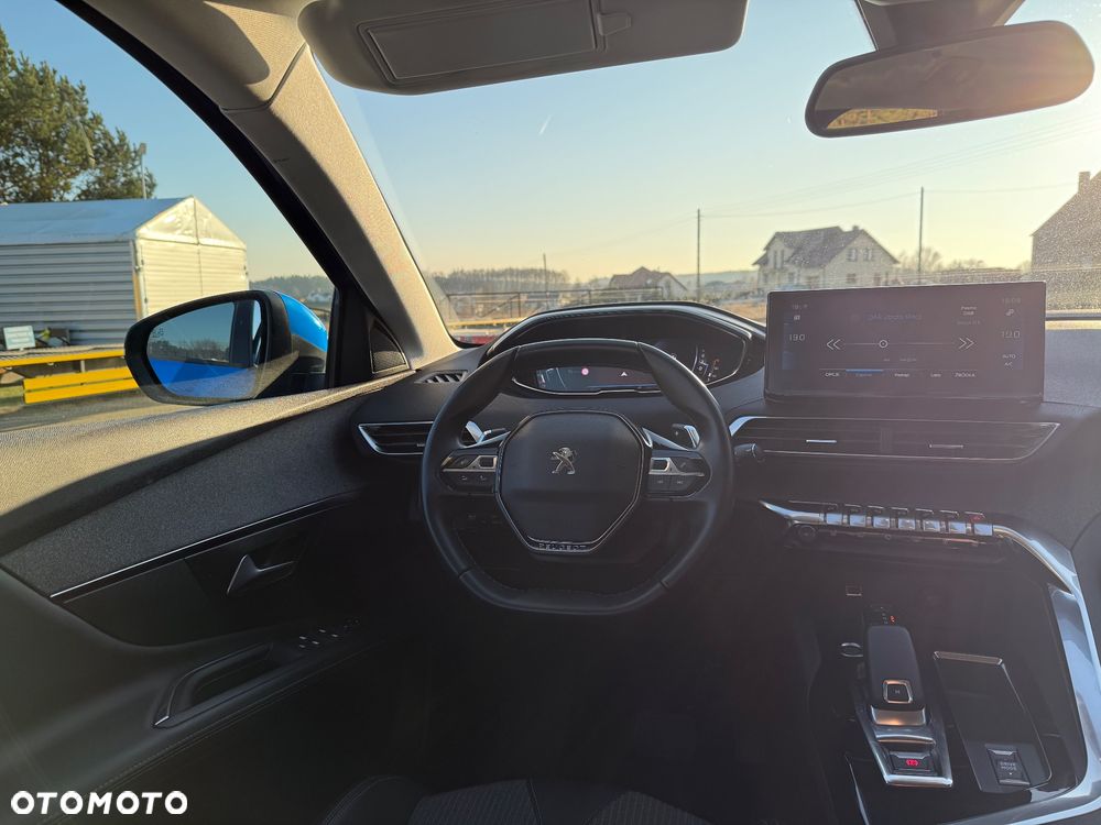 Peugeot 3008 1.2 PureTech Allure S&S EAT8 - 14