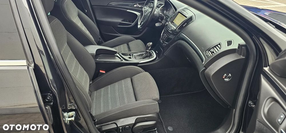 Opel Insignia - 8