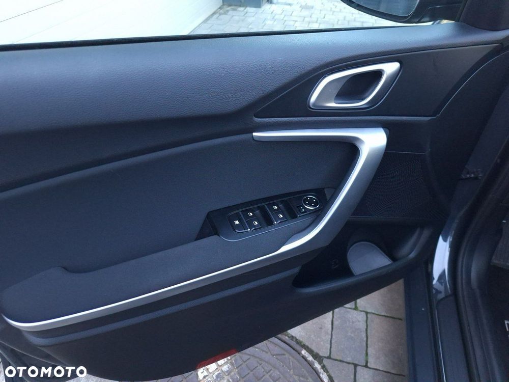 Kia Ceed 1.5 T-GDI S - 18