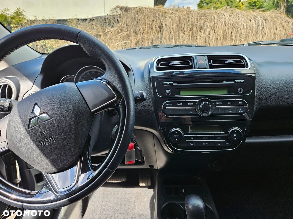 Mitsubishi Space Star 1.2 Intense CVT - 10