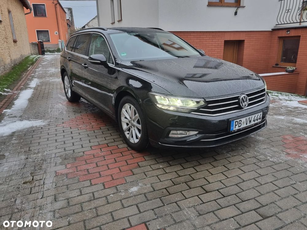 Volkswagen Passat Variant 2.0 TDI SCR DSG Comfortline - 4