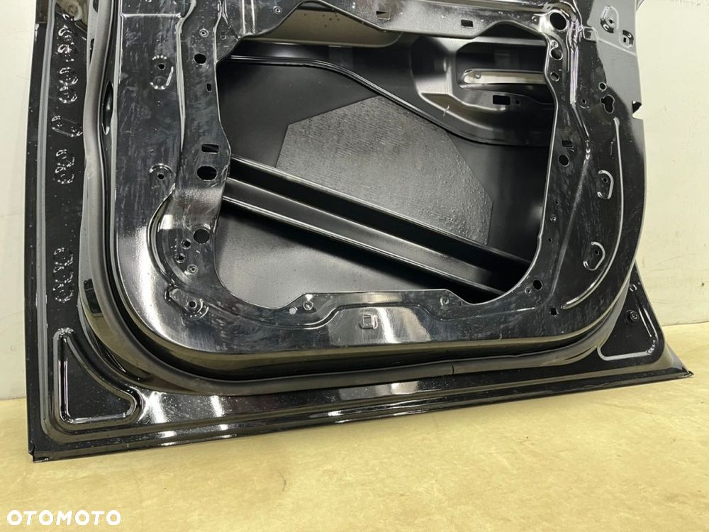 Drzwi BMW X1 U11 22r.- prawe przednie prawy przód - 15