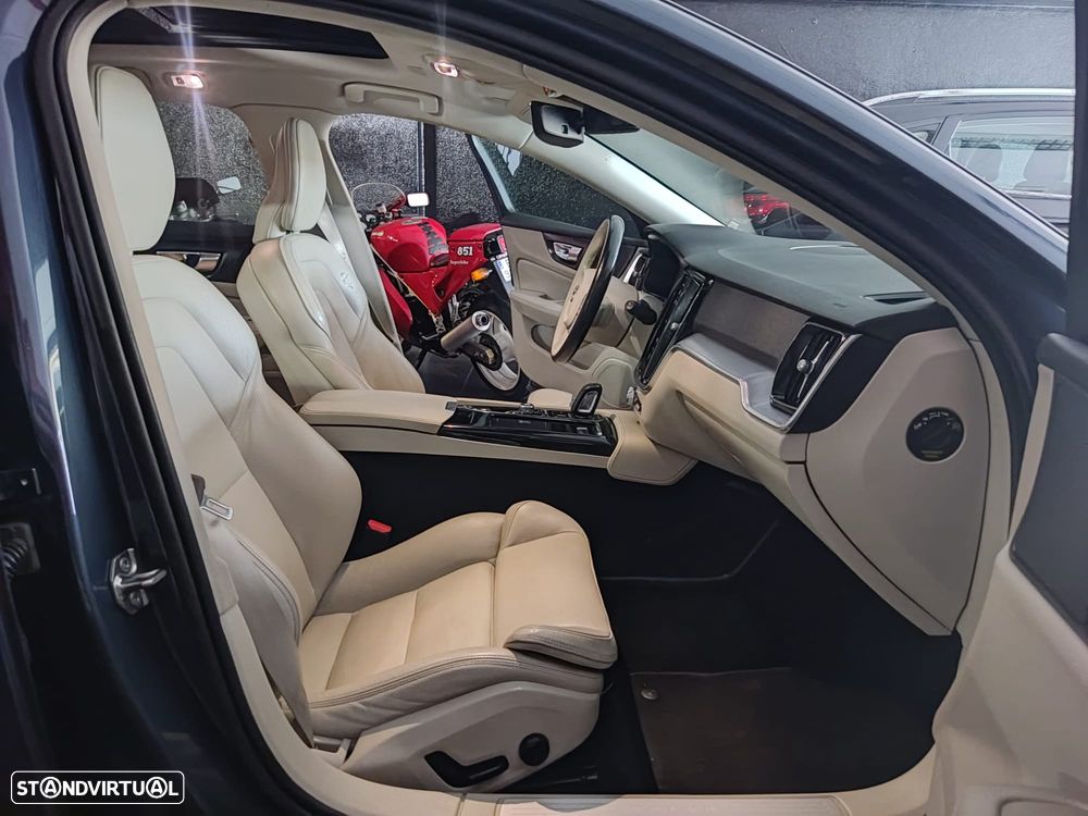 Volvo V60 - 13
