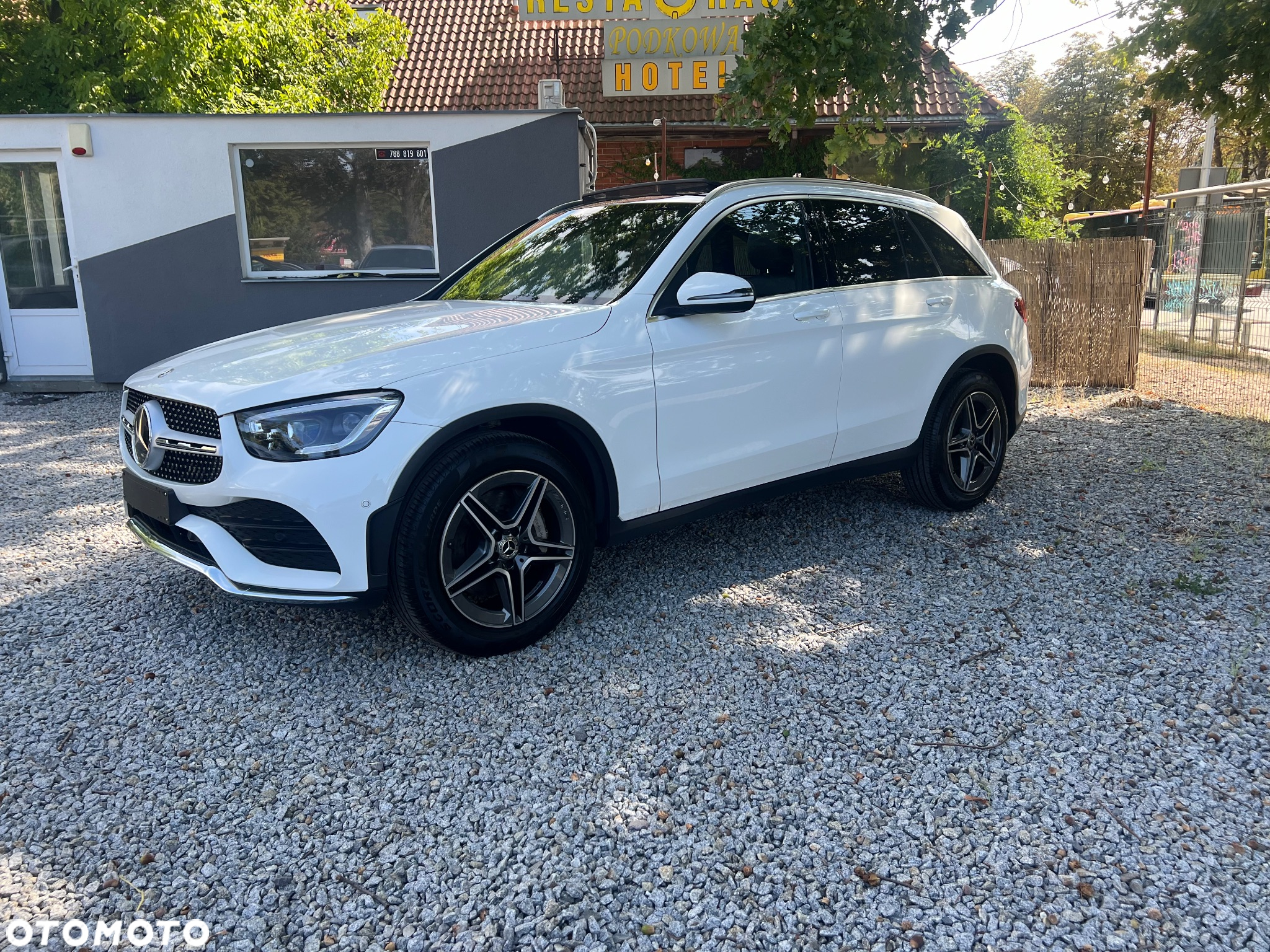 Mercedes-Benz GLC 220 d 4Matic 9G-TRONIC AMG Line Plus - 4