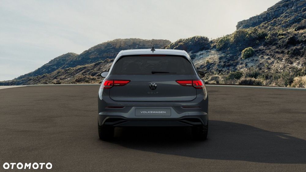Volkswagen Golf - 10
