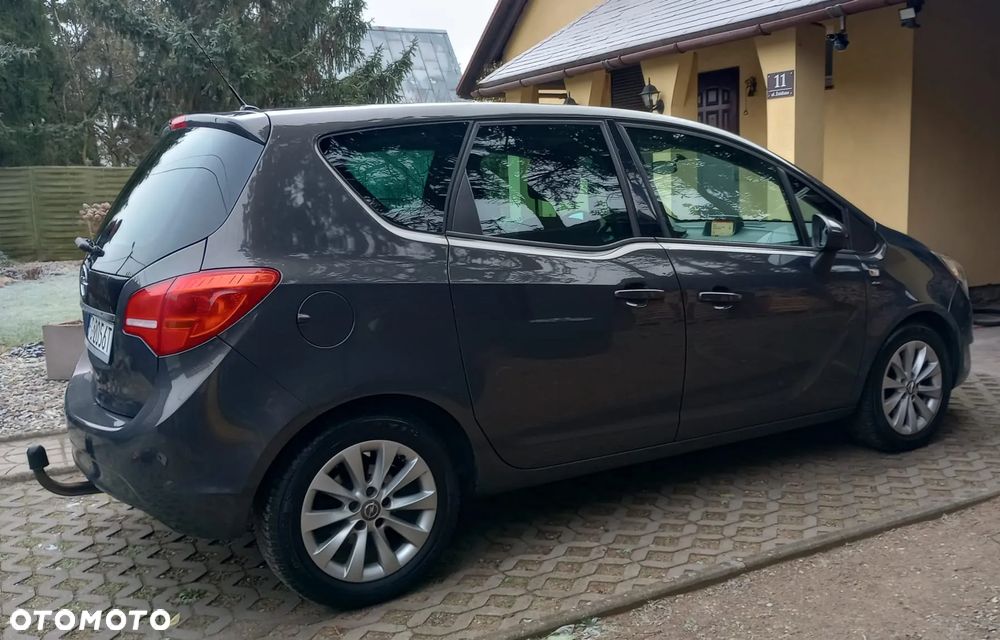 Opel Meriva - 9