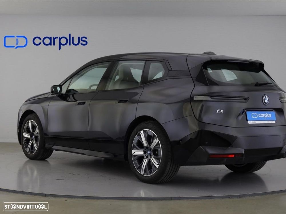 BMW iX xDrive 40 Pack Desportivo - 5