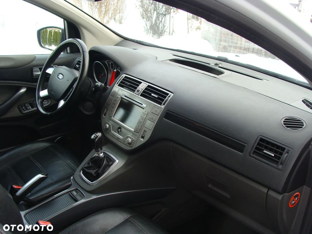 Ford Kuga 2.0 TDCi 4x4 Titanium - 8