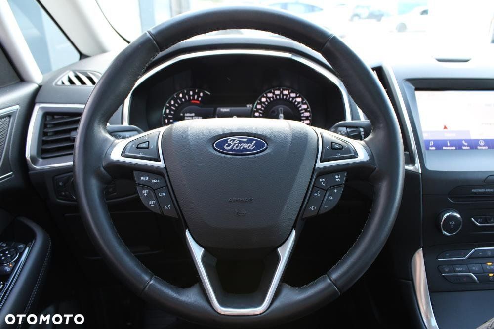 Ford S-Max - 14