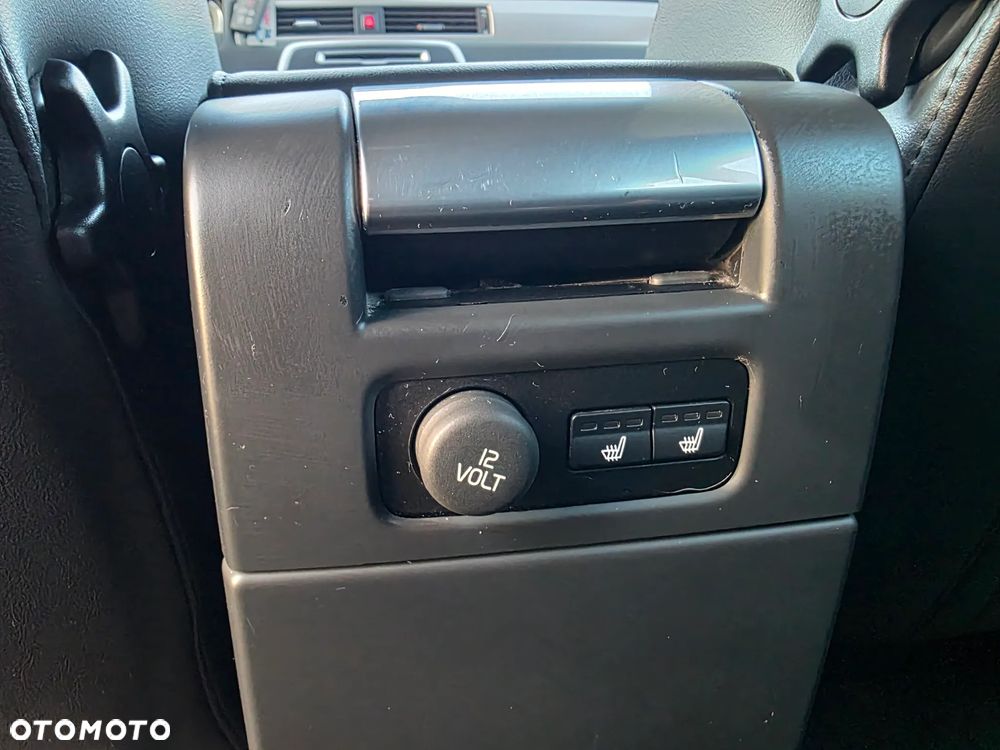 Volvo V70 D5 AWD Dynamic Summum - 7