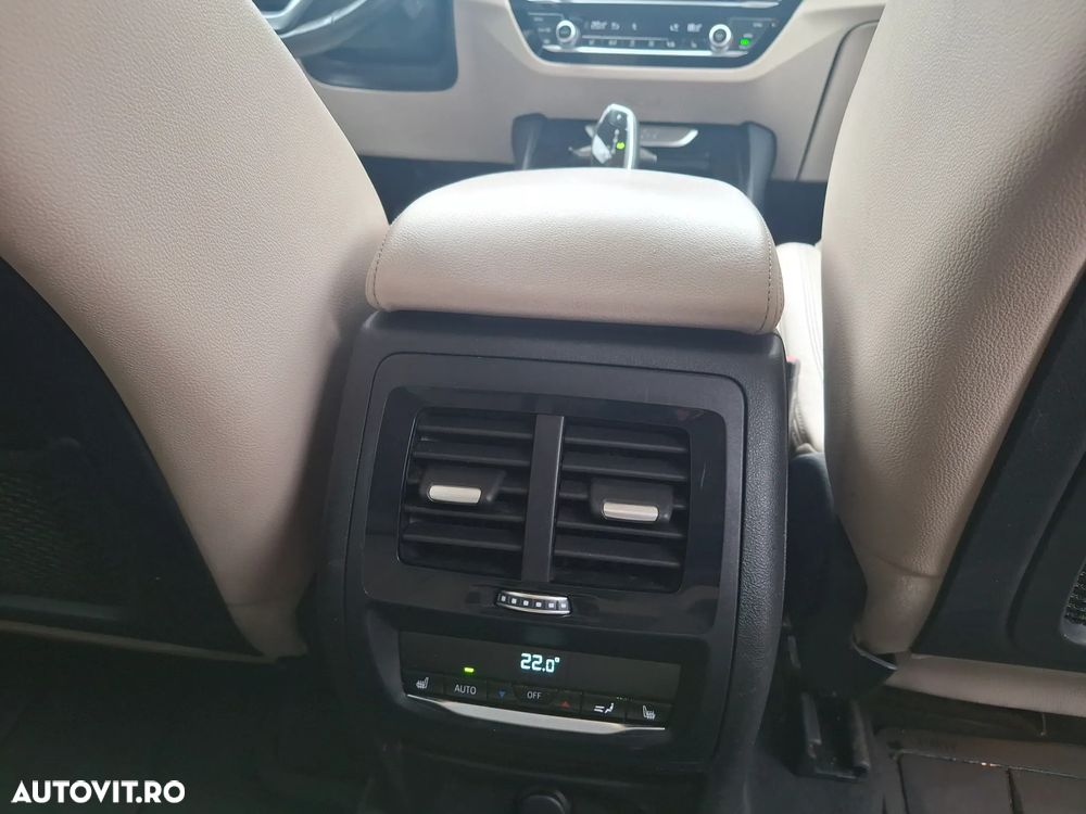 BMW X3 xDrive20d AT xLine - 14