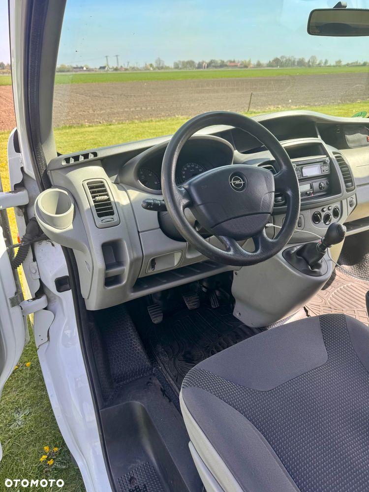 Opel Vivaro - 6