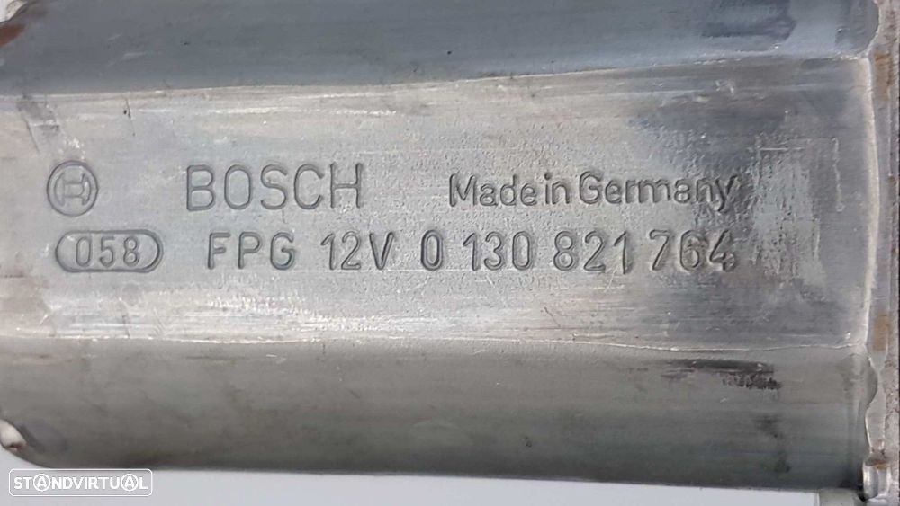 MOTOR ELEVADOR TRASEIRO DIREITO VOLKSWAGEN TOUAREG (7L6) V6 TDI - 2