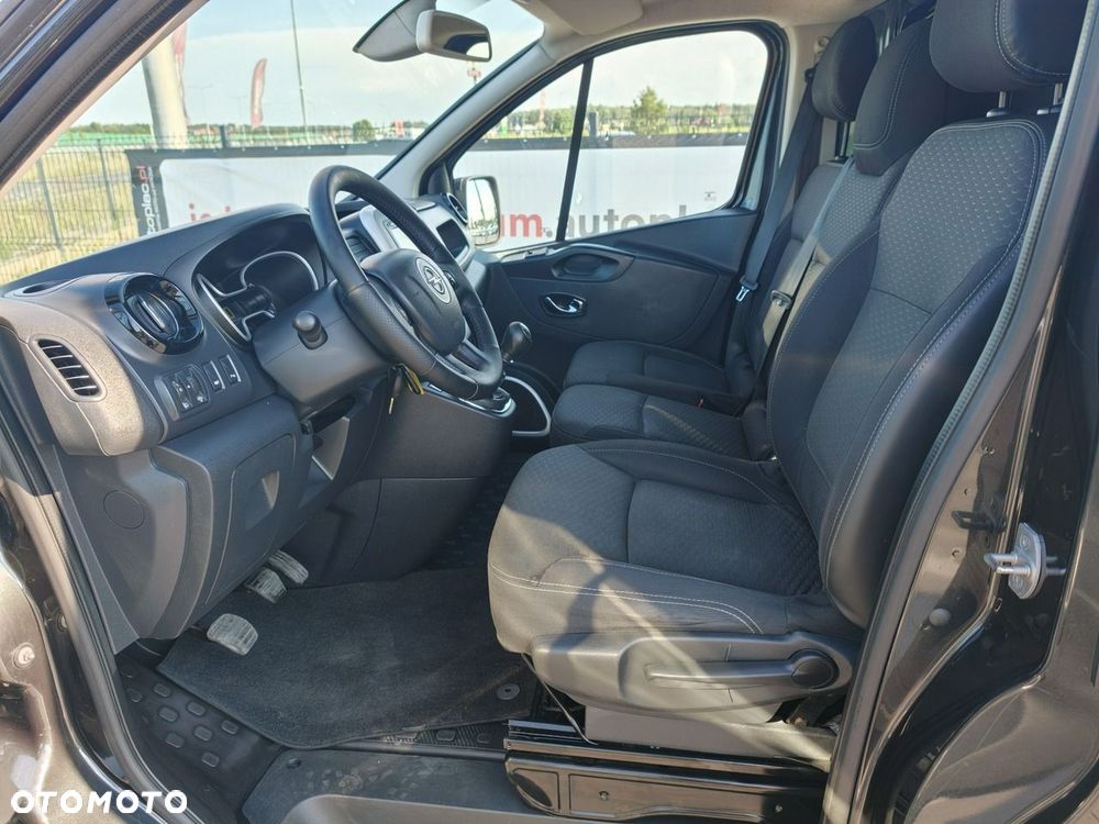 Opel Vivaro - 18