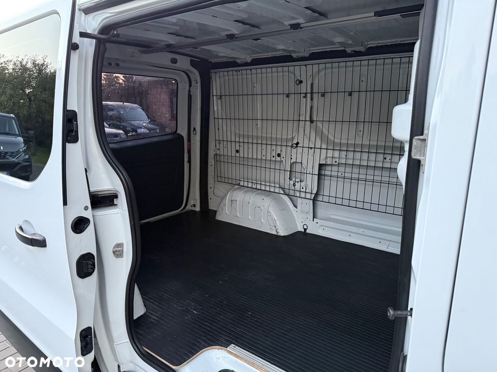 Opel Vivaro - 14