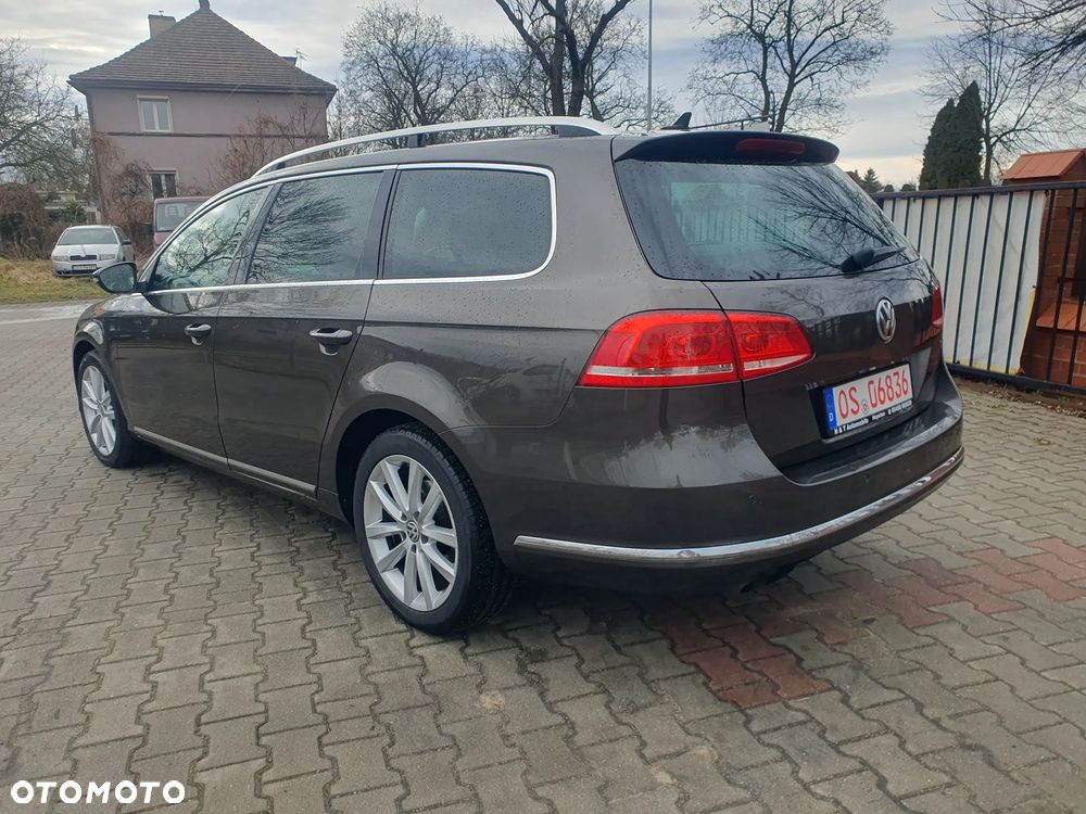 Volkswagen Passat 2.0 Blue TDI SCR Highline - 4