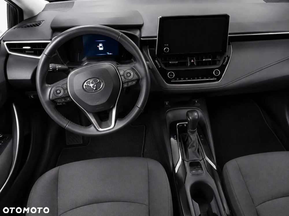 Toyota Corolla - 4