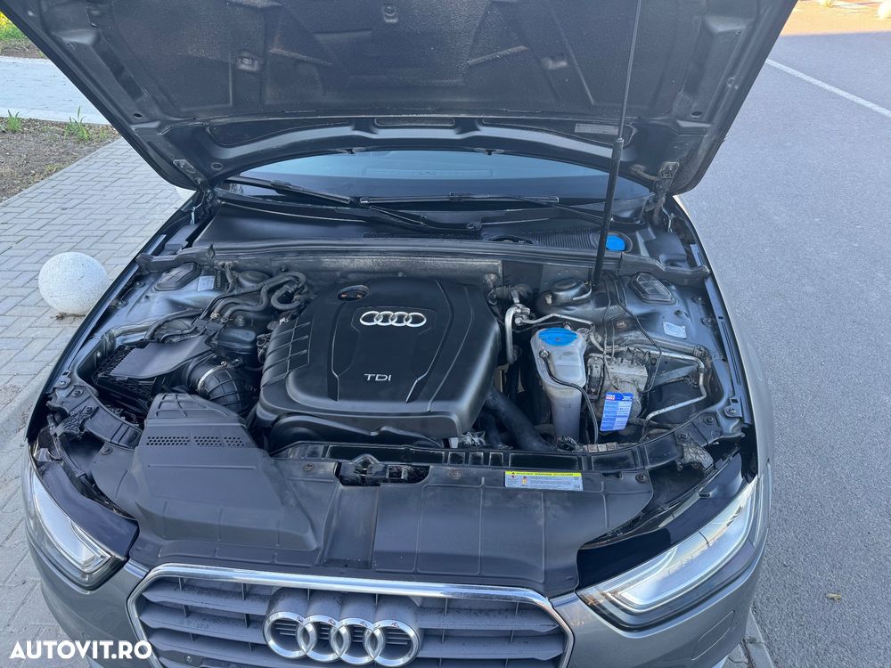 Audi A4 2.0 TDI DPF multitronic S line Sportpaket - 13