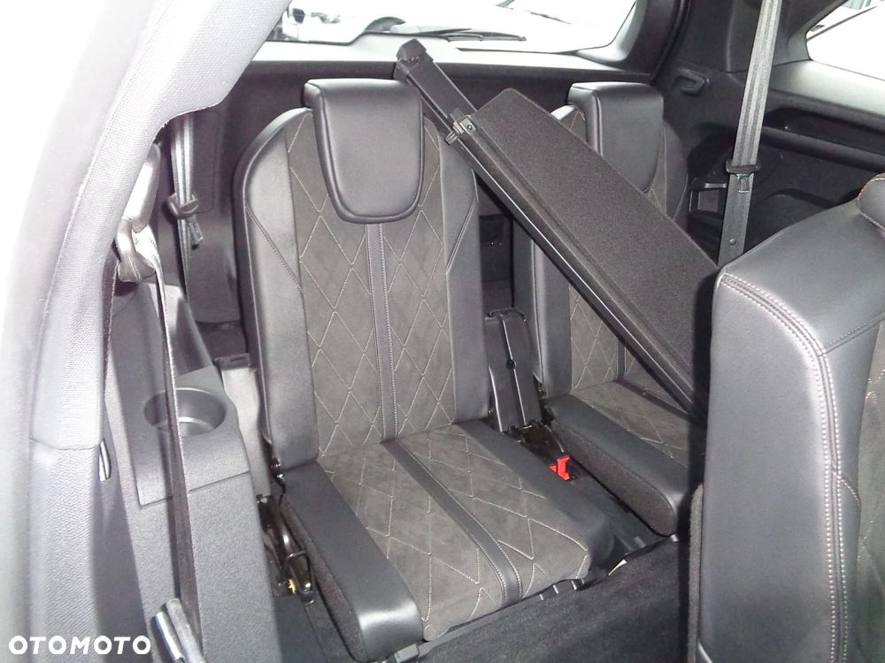 Peugeot 5008 BlueHDi 180 EAT8 GT Pack - 25